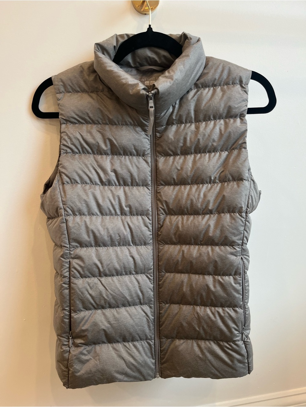 Uniqlo Quilted Puffer Vest - Light Gray
